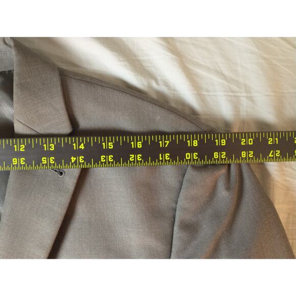 Perry Ellis Blazer Sports Coat. Men's Size 42R. - Picture 7 of 10